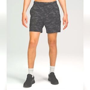 Lululemon Pace Breaker Short Size M